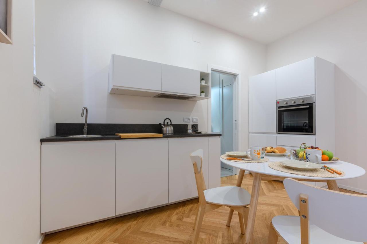 Bologna Piazza Del Nettuno Apartment Ngoại thất bức ảnh
