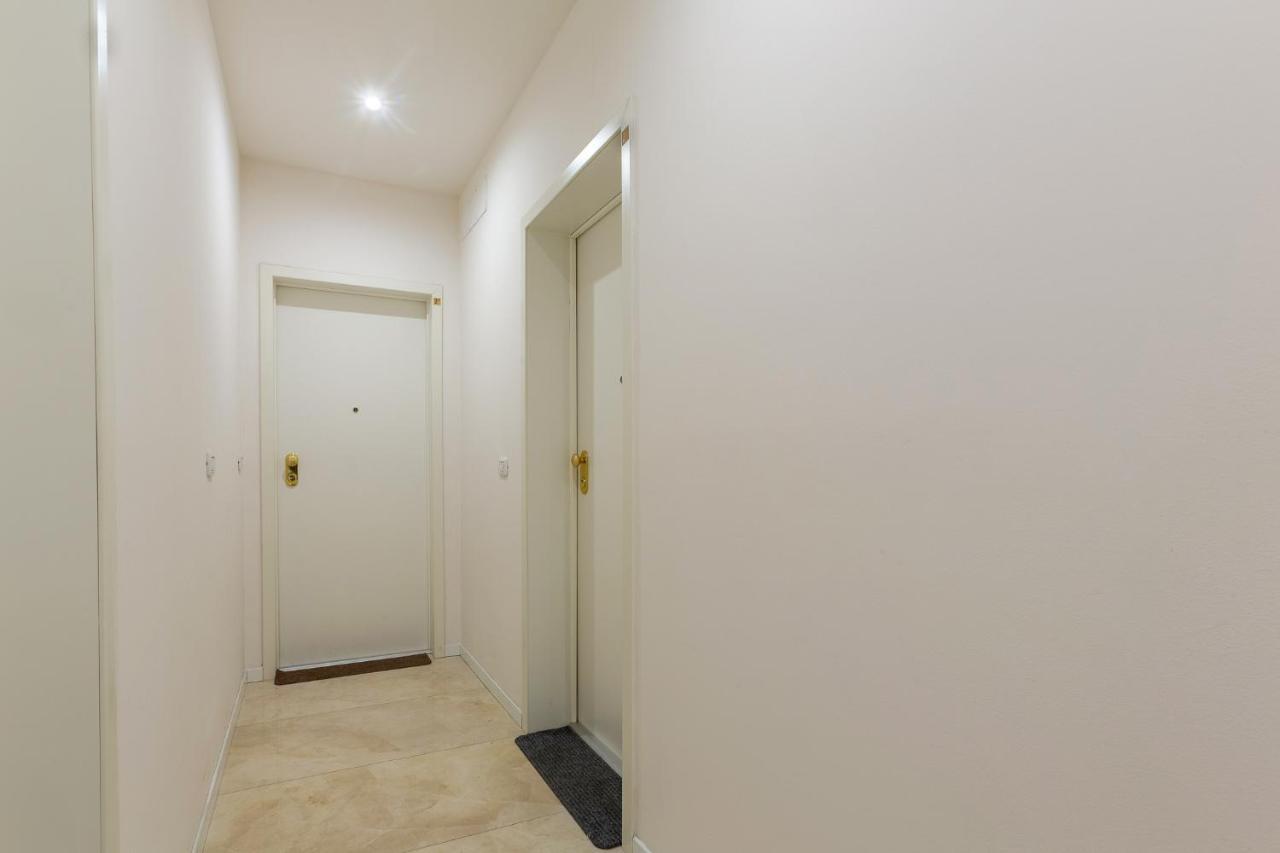 Bologna Piazza Del Nettuno Apartment Ngoại thất bức ảnh