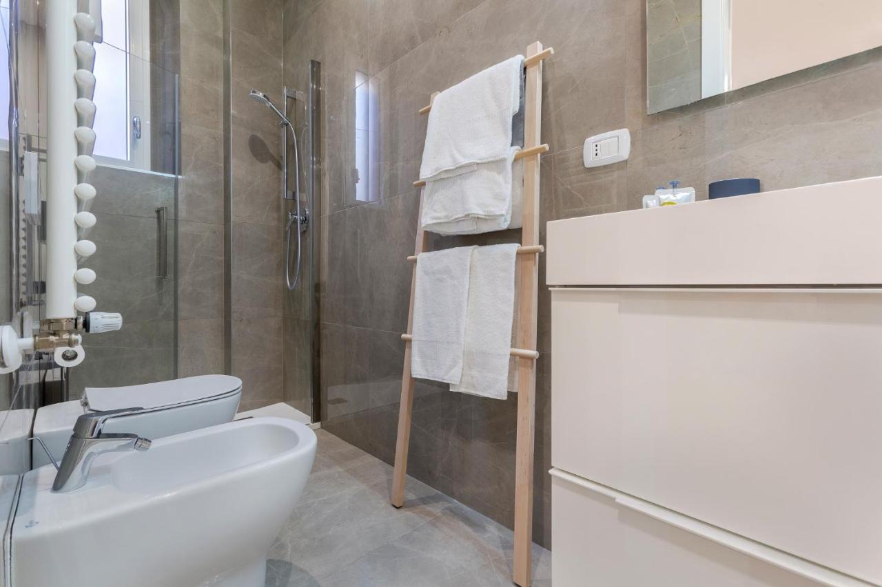 Bologna Piazza Del Nettuno Apartment Ngoại thất bức ảnh