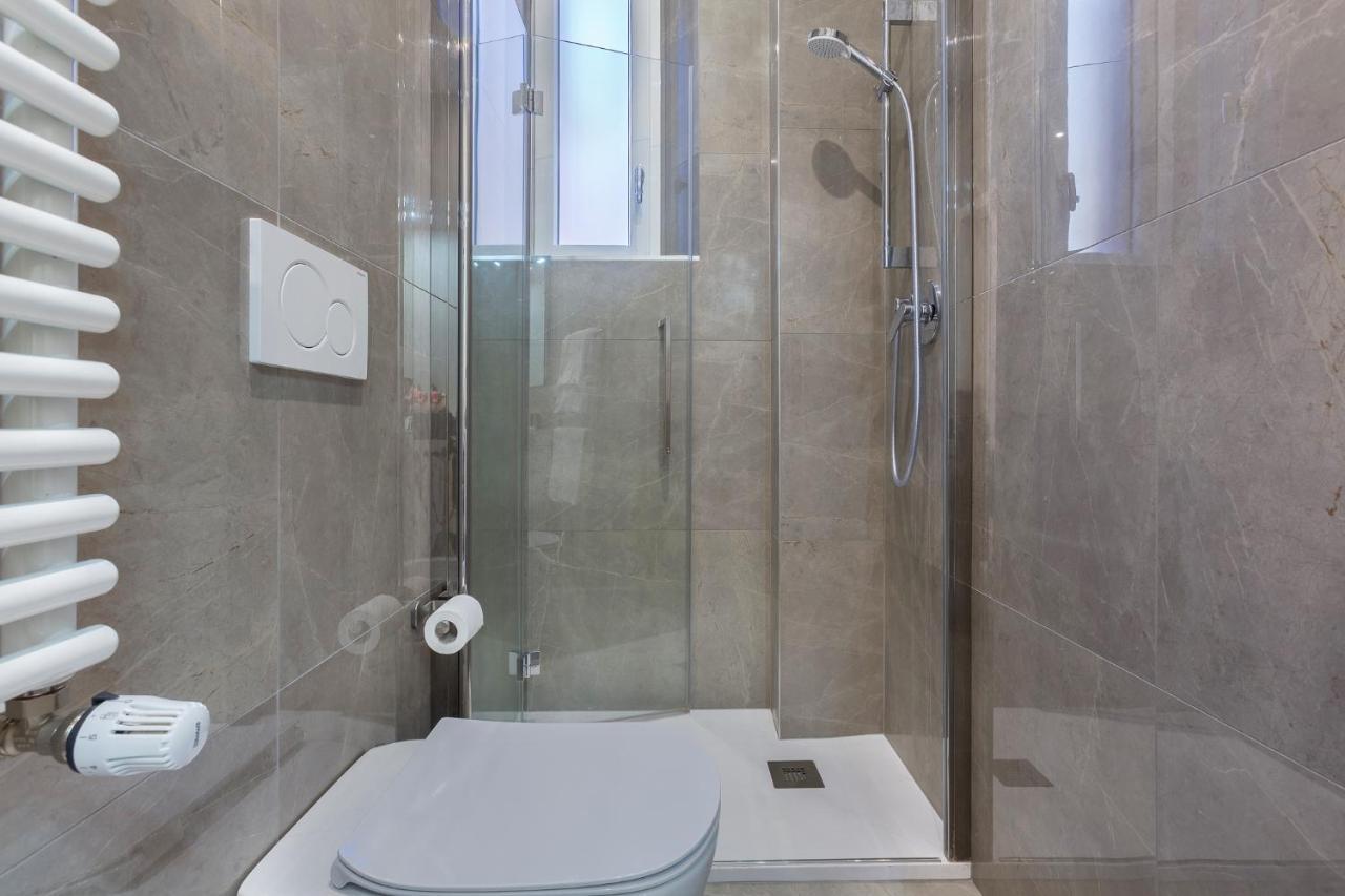 Bologna Piazza Del Nettuno Apartment Ngoại thất bức ảnh